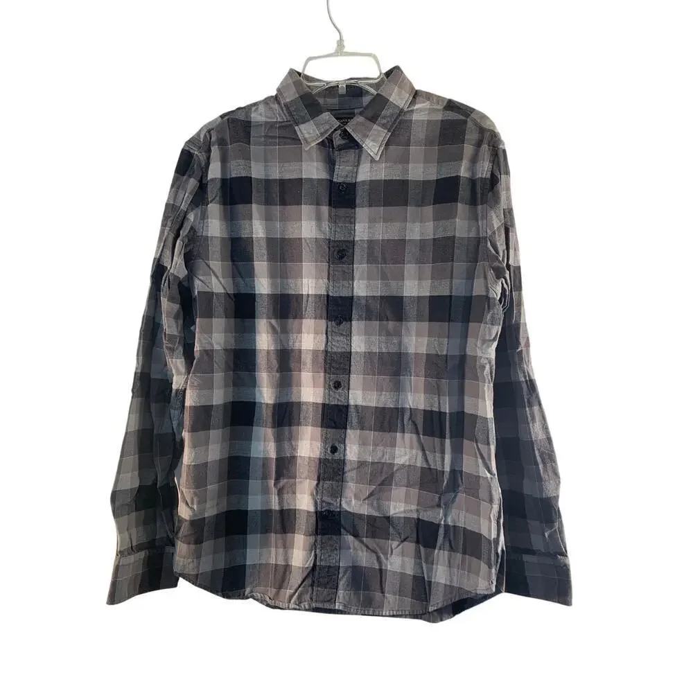 BANANA REPUBLIC Men's Casual Checked Button Down Flannel Shirt / Size: Large